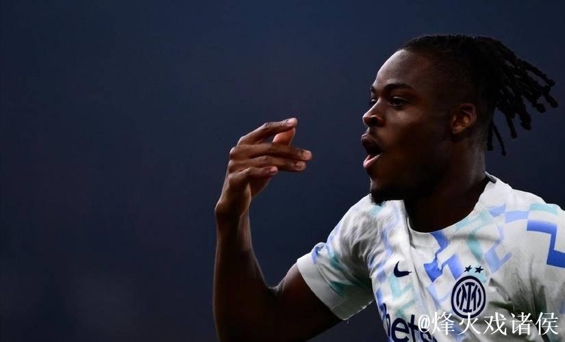 国米力克热那亚登顶意甲!劳塔罗传射与三大神锋齐名 国米力克热那亚登顶意甲!劳塔罗传射与三大神锋齐名