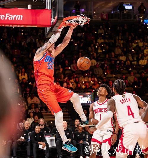 “掘金明日迎战火箭，朱利安-斯特劳瑟状态升至出战成疑”