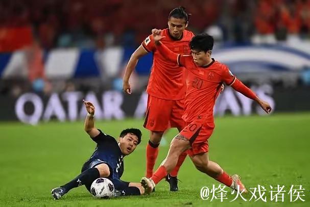 塞梅约半场数据对比曼联：1次射门1粒进球，预期进球0.13关键传球1